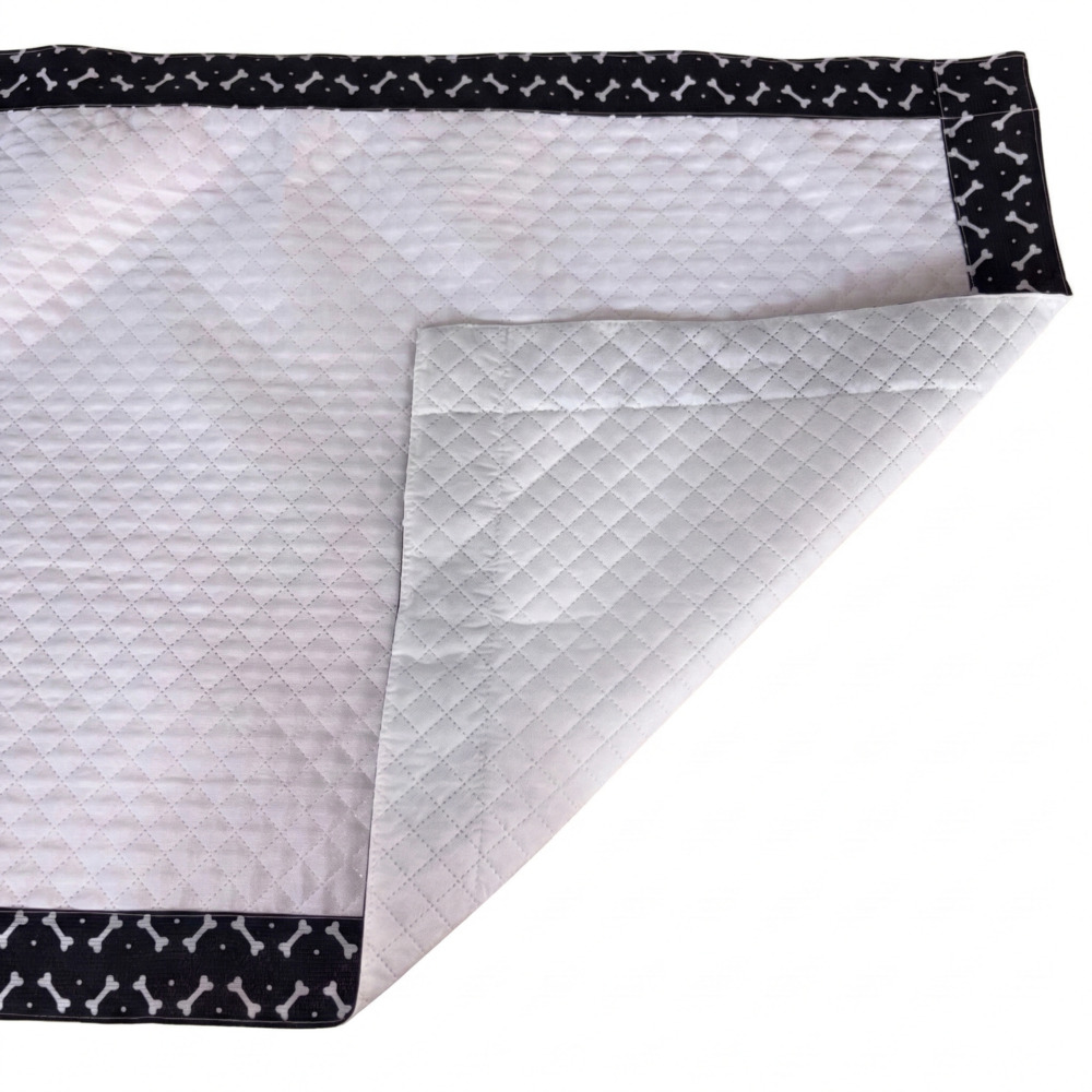 Tapete Pet Impermeavel Ossinho Preto (3).jpg